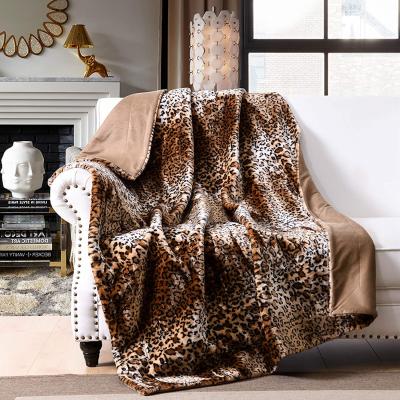 China Super Warm Super Soft Soft Reversible With Fleece Fuzzy Printed Faux Fur Flannel Blanket for sale