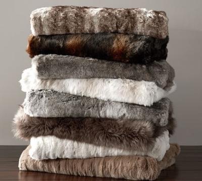 China High Quality Warm Anti-pilling 100% Polyester Big Fur Throw Blankets Soft Faux Fur Blanket for sale