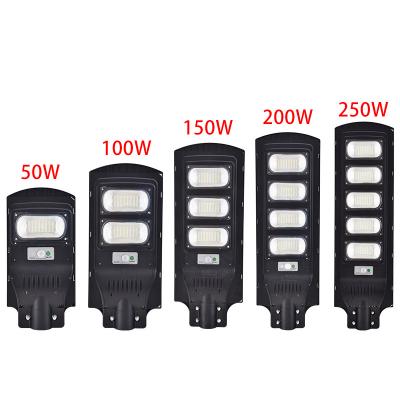 China ROAD 50W 100W 150W 200W 250W All in one solar street lamp,streetlight solar street light for sale