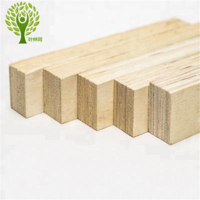 China Factory Selling Best Quality Best Quality Poplar LVL Plywood Furniture Class Multilayer Board for sale