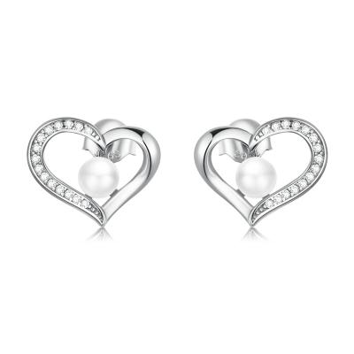 China New FASHIONABLE love pearl electroplating earring studs female sterling silver exquisite and elegant 925 heart-shaped pearl earrings for sale