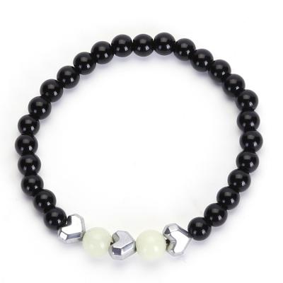 China New 6mm agate handmade daily wholesale fashion luminous beads beaded small hematite heart bracelets for sale