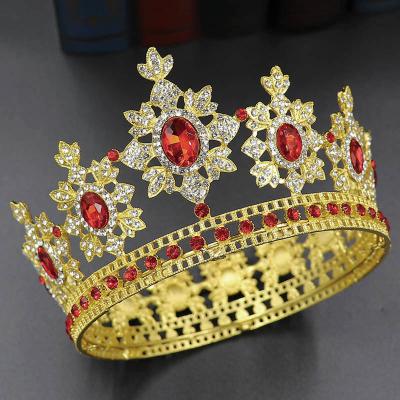 China Bridal Crown Crystal Diamond Tiara Crown Oval Metal Gold Round Baroque Luxury Wedding Party Zinc Alloy Anniversary for sale