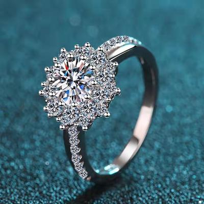 China Luxury Engagement CLASSIC RING 925 Sterling Silver Wedding Ring Manufacturer Directly for European and American Style for sale