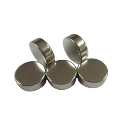 China Super Strong Industrial Magnet Neodymium N52 Magnet Nickel-Coating Disc Neodymium Magnet Manufacturer for sale