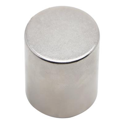 China Industrial Magnet Hot Sale Customized Cylindrical N52 Long Magnet for sale