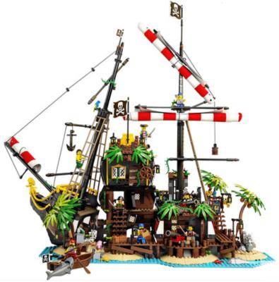 China DIY TOYS 2020 2545 Hot Barracuda Pirates Bay Shipwreck Series Legoing Model Building Blocks Toys For Children Interesting Gifts for sale