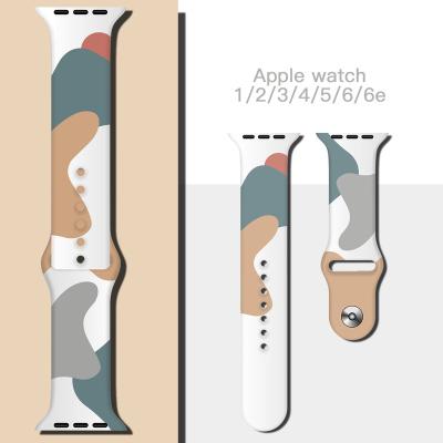 China Smart Silicone Apple Watch Band Silicone Strap For iWatch Series 5 4 3 2 1 Rubber Watch Band 38mm 40mm 42mm 44mm for sale