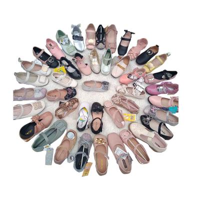 China HK brand disposable spring summer boys girls second-hand shoes used loose shoes the ball for sale