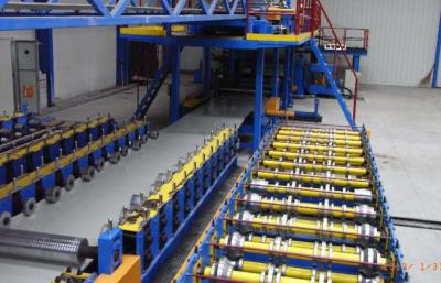 China Wall Roof Panel Roll Forming PU Sandwich Panel Line for sale