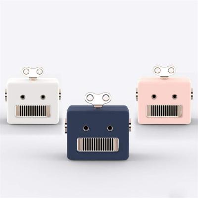 China Plastic Creative Robot Mini Speaker Portable Speaker Wireless Subwoofer for sale