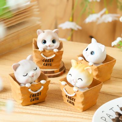 China Cute Resin Cartoon Shaking Interior Resin Cat Ornaments Car Ornaments Cat Resin Decorations Creative Desktop for sale