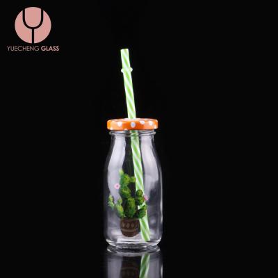 China Stocked Household Printed Screw Cap Glass Drinking Bottle With Straw for sale