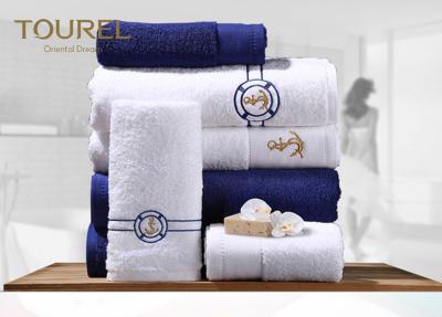 Chine Ultra le luxe a adapté la serviette aux besoins du client d'hôtel de couleur a placé la serviette 100% de Bath de coton à vendre