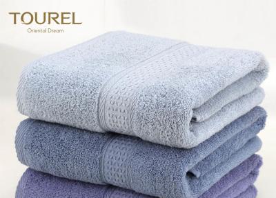 China Plain Grey Color Hotel Bath Towels / Absorbent Bath Towels Anti - Static for sale