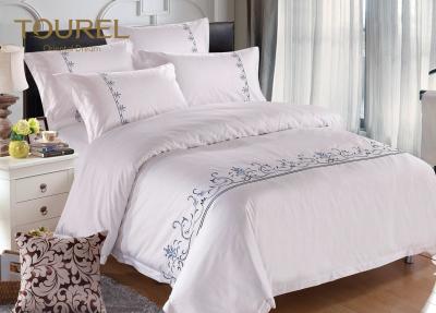 China Embroidery White Hotel Collection Bedding Duvet Covers For Home Spa Queen Size for sale