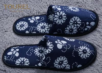 China Anti Bacterial And Non Slip Disposable Hotel Slippers Linen Peep Toe for sale