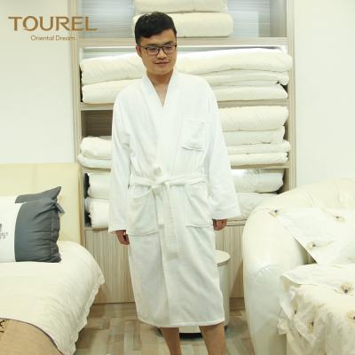 China Four Seasons Hotel Quality Bathrobes Imprinted Logo With 1000g Weight for sale