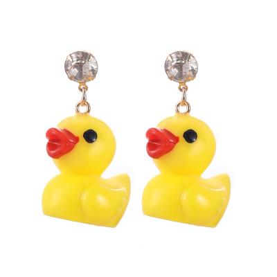 China 2020 Wholesale Cute Design Big Yellow Duck Pendant With Crystal Stud Earring for sale