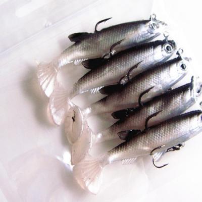 China Polyvinyl chloride sea bass bait black and white fish soft lead fish lure bait soft bass bait for sale