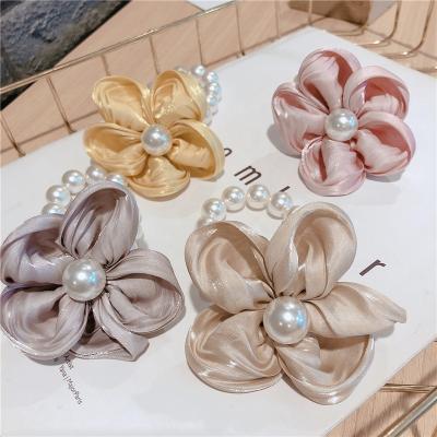 China New Design Fabric Beautiful Fashion Pearl Flower Elastic Hair Ties Hair Ties For Girls Factory Wholesale for sale