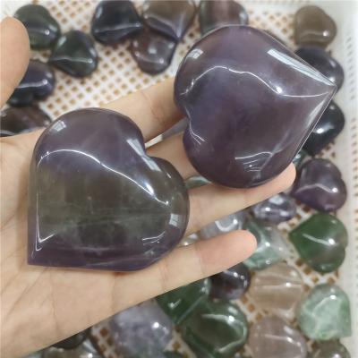 China Wholesale Natural Fluorite Crystal Heart Shaped Healing Gemstones from Europe for Decoration for sale