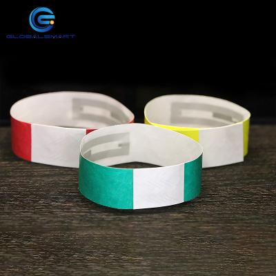 China Disposable NFC Tyvek Paper Wristband Waterproof / Waterproof RFID Custom Printing for sale