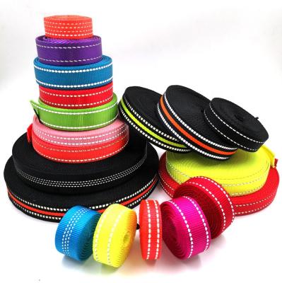 China Viable New Design Multifunctional Reflective Webbing Polyester Material Reflective Dog Collar for sale