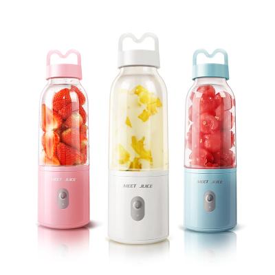 China Small Household Mini Electric Portable Juicing Cup Disposable Fruit Squeezer Freshly Squeezed Small Juicers Gift Appliances for sale