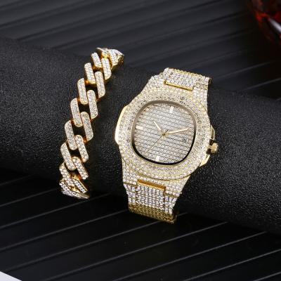 China Luxury Gold Diamond Men Watch Gift Set Bling Hip Hop Automatic Date Square Quartz Iced Out Watch Set With Bracelet for sale