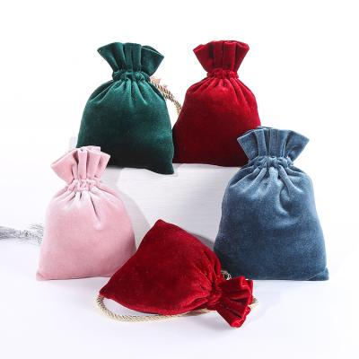 China Custom Jewelry Velvet Make Up Bags Headpiece Packaging Small Gift Bag Skyblue Makeup Drawstring Bags New Design for sale