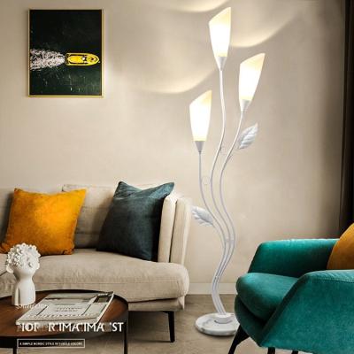 China Modern Vintage Branch Flower Decor Floor Lamp With Table Living Room Hotel Interesting Floor Lamp JY5130 for sale