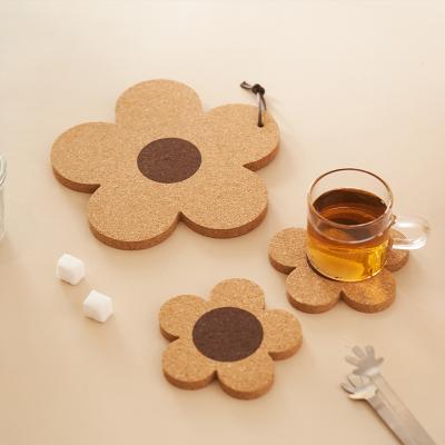 China Viable Flower Shape Cute Wooden Coasters Thicken Cup Mat With Hole Hemp Ropes Non-slip Hanging Potholder For Wedding Decoration 3182 for sale