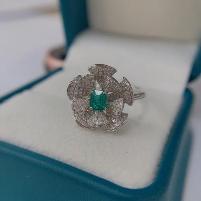 China Romantic custom jewelry 14k 18k gold filled women green moissanite promise wedding engagement rings for sale