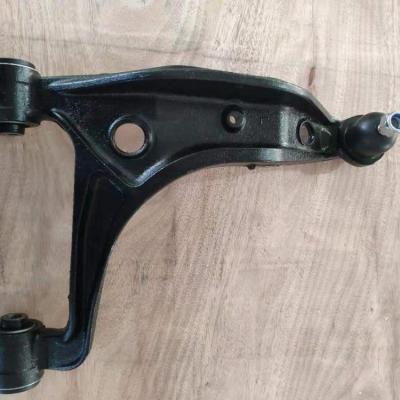 China Suspension Parts Steel Control Arm For Suzuki 4620265J00 L / 4620165J00 R for sale