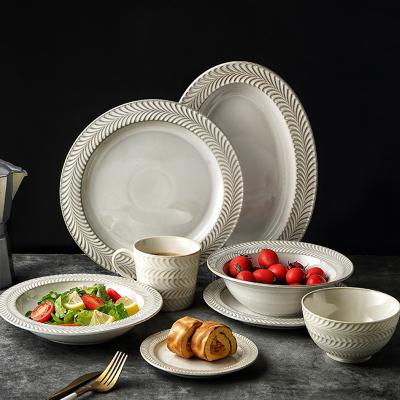 China Soup Sustainable Embossed Luxury Glazed Ceramic Plates Dinnerware for sale