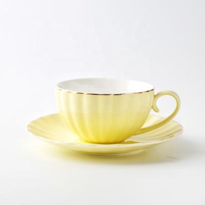 China Viable Wholesale Custom Ceramic Coffee Cup and Saucer Pumpkin Design Porcelain Tea Cup Set for sale