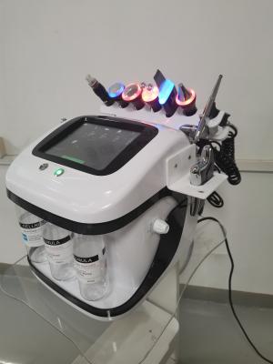 China Venda Quente 8 em 1 Máquina de Estética Facial Dispositivo de Tratamento de Pele à venda