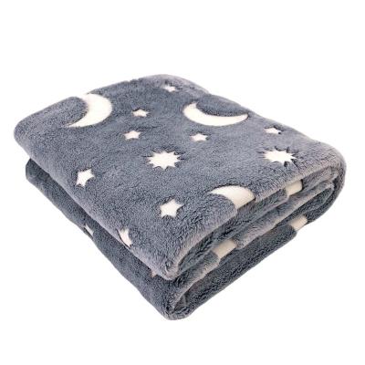 China PORTABLE Super Soft Glow in the Dark Bright Flannel Fleece Blanket Coral Throw with Moon and Stars for sale