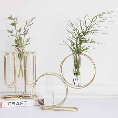 China Nordic Modern Minimalist Luxury Gold Creative Vase Flower Metal Vase Metal Tube Test Crystal Vases For Home Decoration for sale