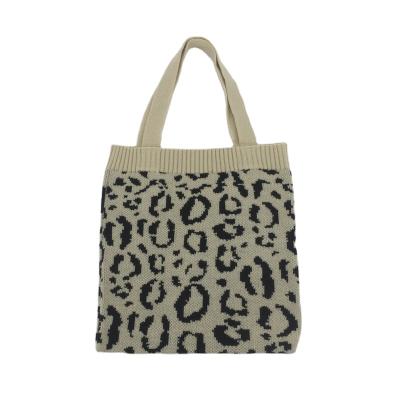 China Fashion Ladies Handbag Wool Knitting With Leopard Pattern Shopper Tote Bag for sale