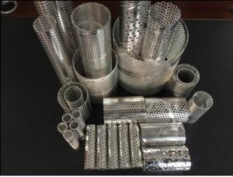 China spiral welded 316L perforated center tube stainless steel air 304 center core filter frame for sale