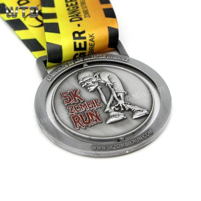 China China WTD 8 Year Old Factory Metal 5K Antique Silver Spinning Medal Race Custom Zombie Medals for sale