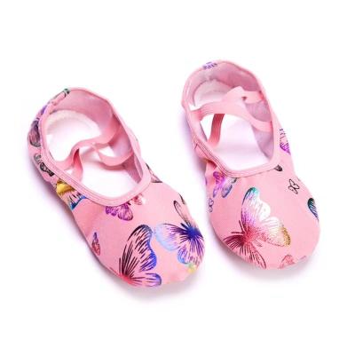 China Girl's Soft Soled Dance Training Slip On Shoes Cat's Paw Shoes Child Dance Ballet Shoes for sale