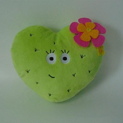 China Wholesale Baby Mini Pillow Gifts For Girlfriend Heart Shape Plush Cactus Stuffed Animal for sale