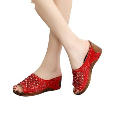 China Lady Sandal Ladies Woman Shoe Women PU Sandals Slippers Shoes Breathable Rhinestone Thick Heel Slips Stuck SandalsFlat Sandals for sale