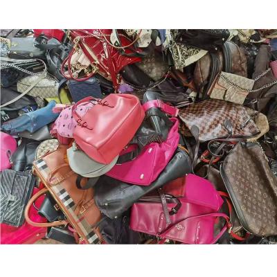 China Genuine Leather Hot Selling Branded Used Ladies Bags Second Handbags Women Ladies Handbags From Korea for sale