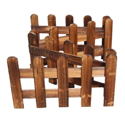 China Cheap Art Growing Wooden Fence Folk Wooden Fence Stand Support for sale