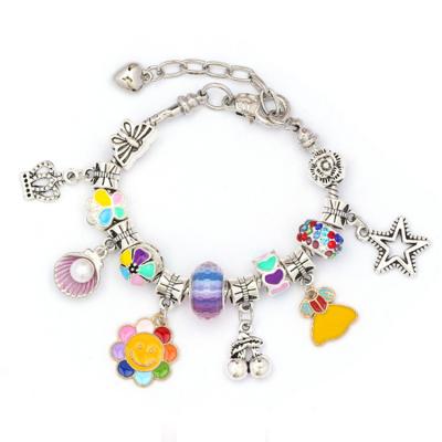 China New Unicorn Dazzling Children Jewelry Set DIY Charm Bracelet Gift Box Cute Colorful Cute Crystal Beaded Bracelet Making Kit for sale