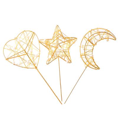 China New Design Party Cake Plug-in Stars Moon Romantic Party Heart-shaped Plug-in Decoration Iron Plug-in for sale